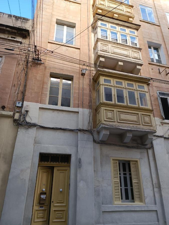 Chic 2Bedroom Apartment Near Sliema Ferries Cesi1-1 Екстериор снимка